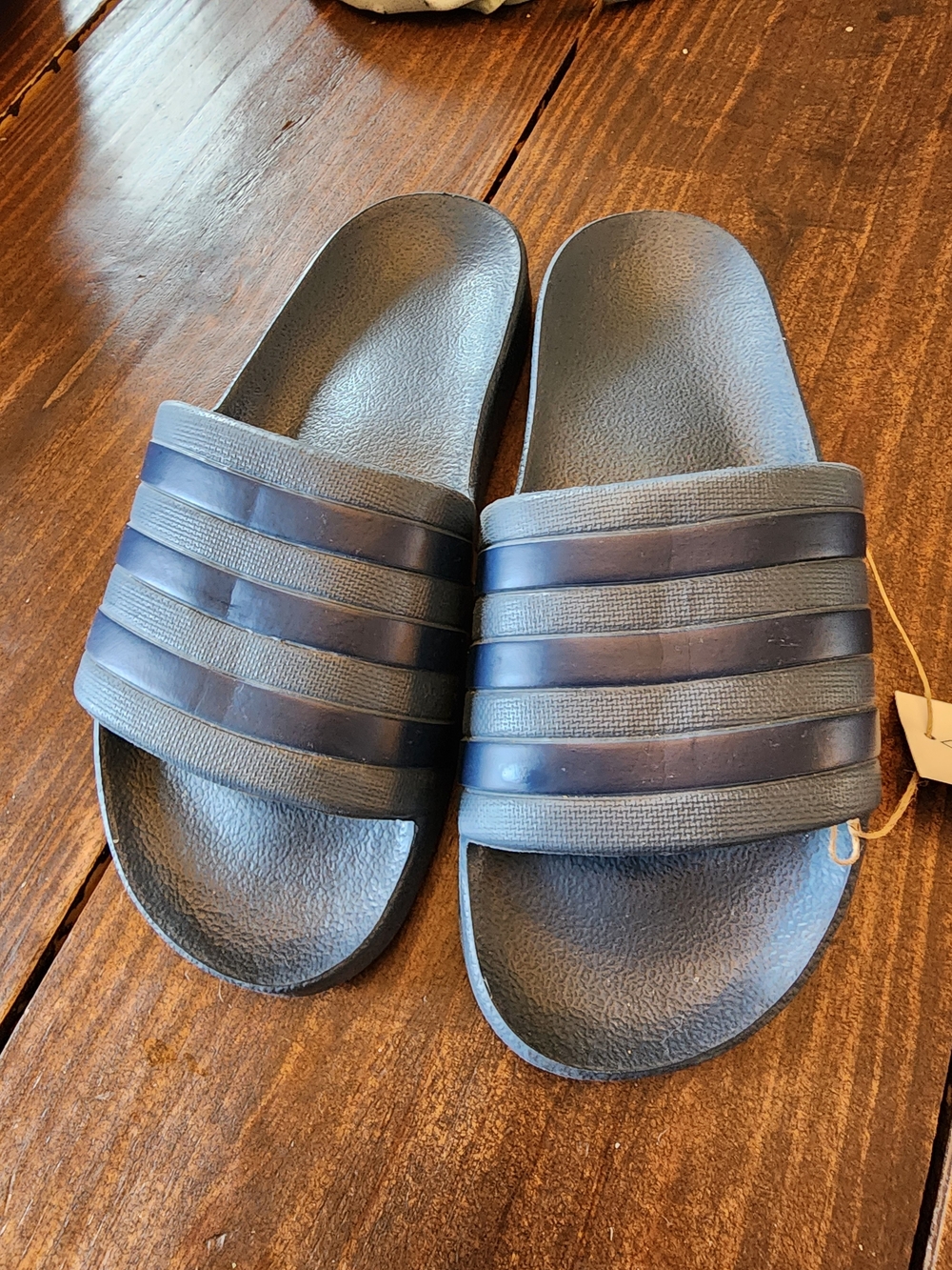 Adidas Adilette Aqua Slides Navy Blue Sandals Men’s Size 7 / Women’s Size 8 NWT